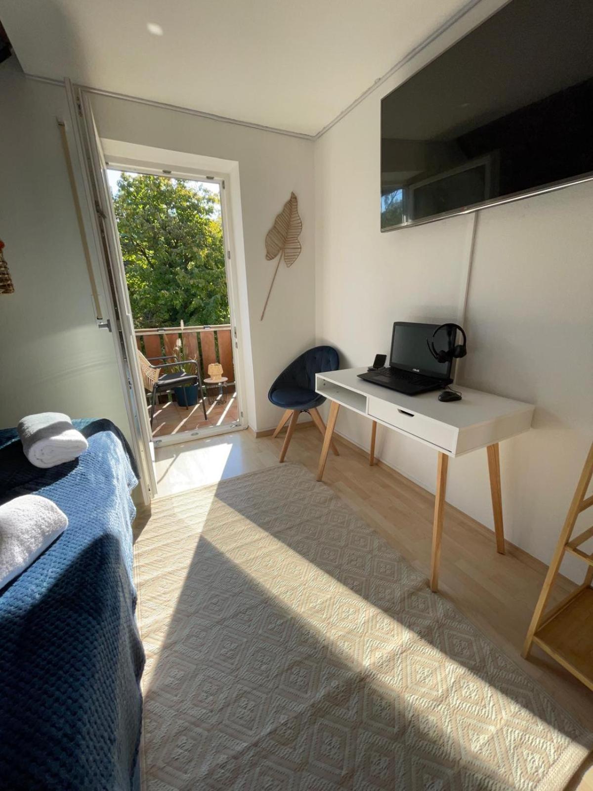 Insight Workaction Audi Balkone Ambiente Apartment Ingolstadt Exterior photo
